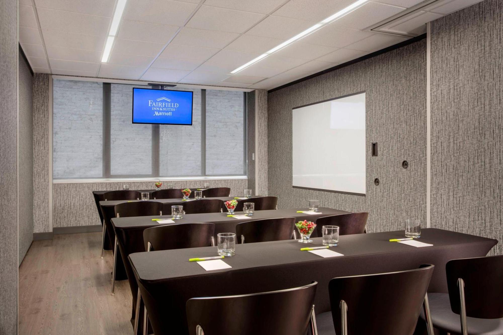 Fairfield Inn And Suites Chicago Downtown/ Magnificent Mile Dış mekan fotoğraf